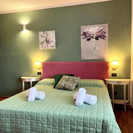 Welcome Traveller Frida'S Rooms Caprino Veronese Dış mekan fotoğraf