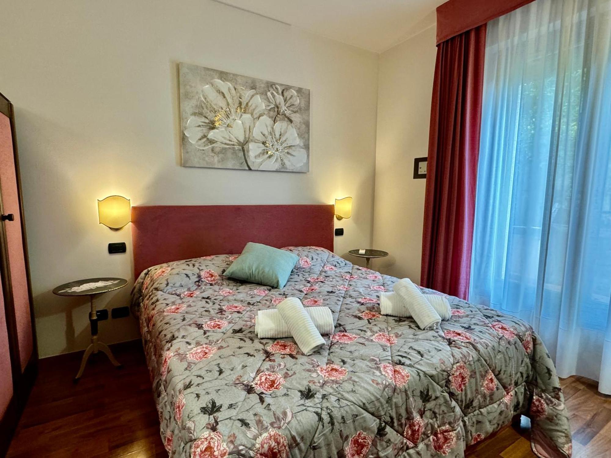 Welcome Traveller Frida'S Rooms Caprino Veronese Dış mekan fotoğraf