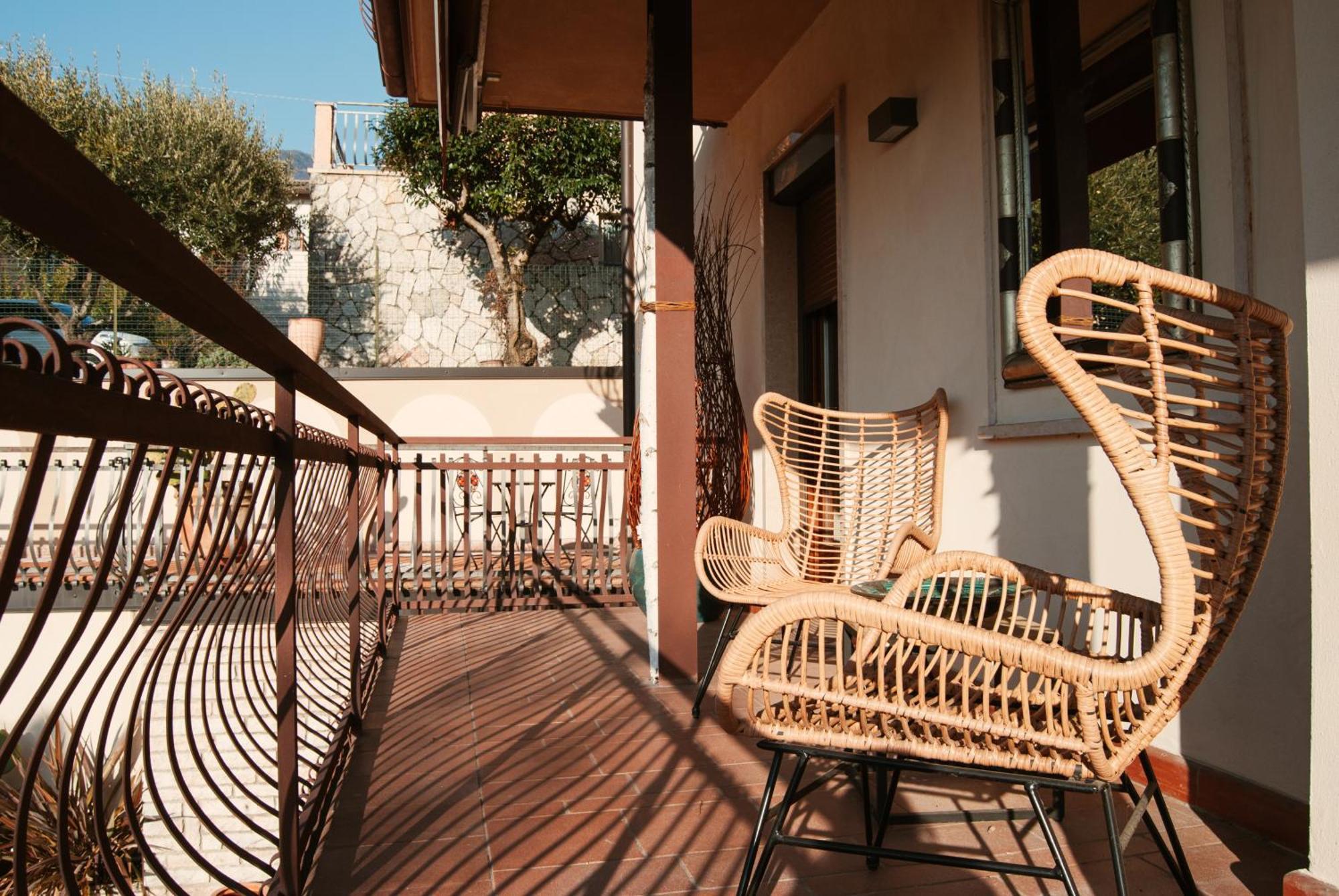 Welcome Traveller Frida'S Rooms Caprino Veronese Dış mekan fotoğraf