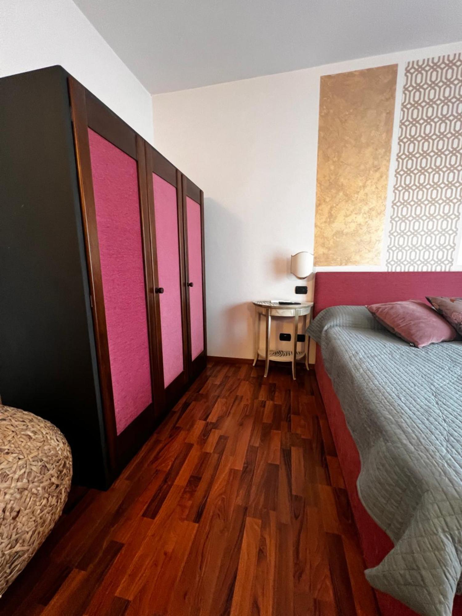 Welcome Traveller Frida'S Rooms Caprino Veronese Dış mekan fotoğraf